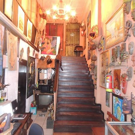 Hostal Del Este Santa Fe San José Eksteriør billede