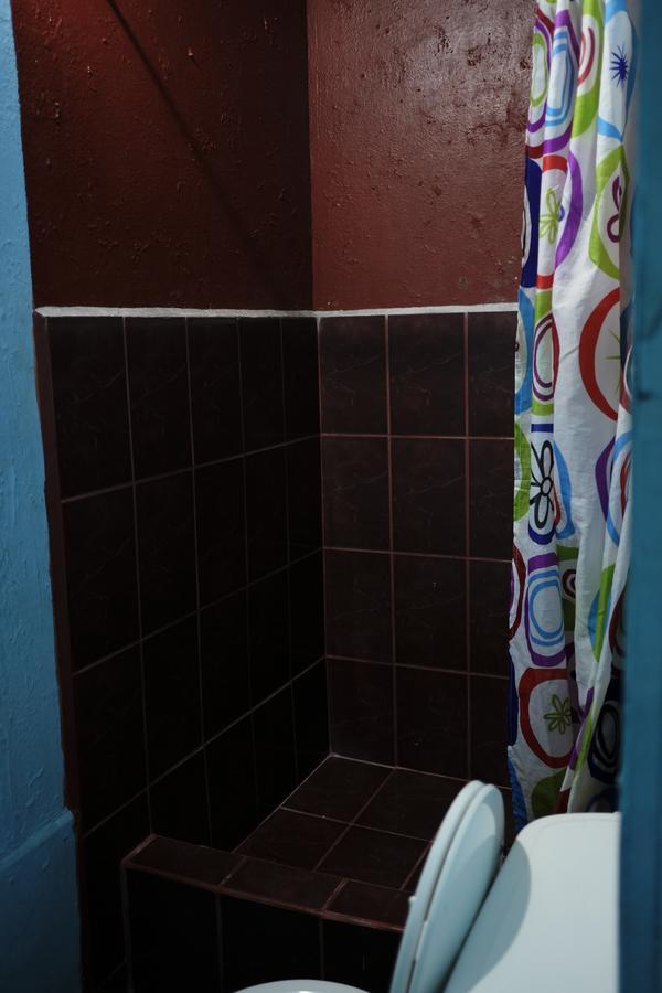 Hostal Del Este Santa Fe San José Eksteriør billede