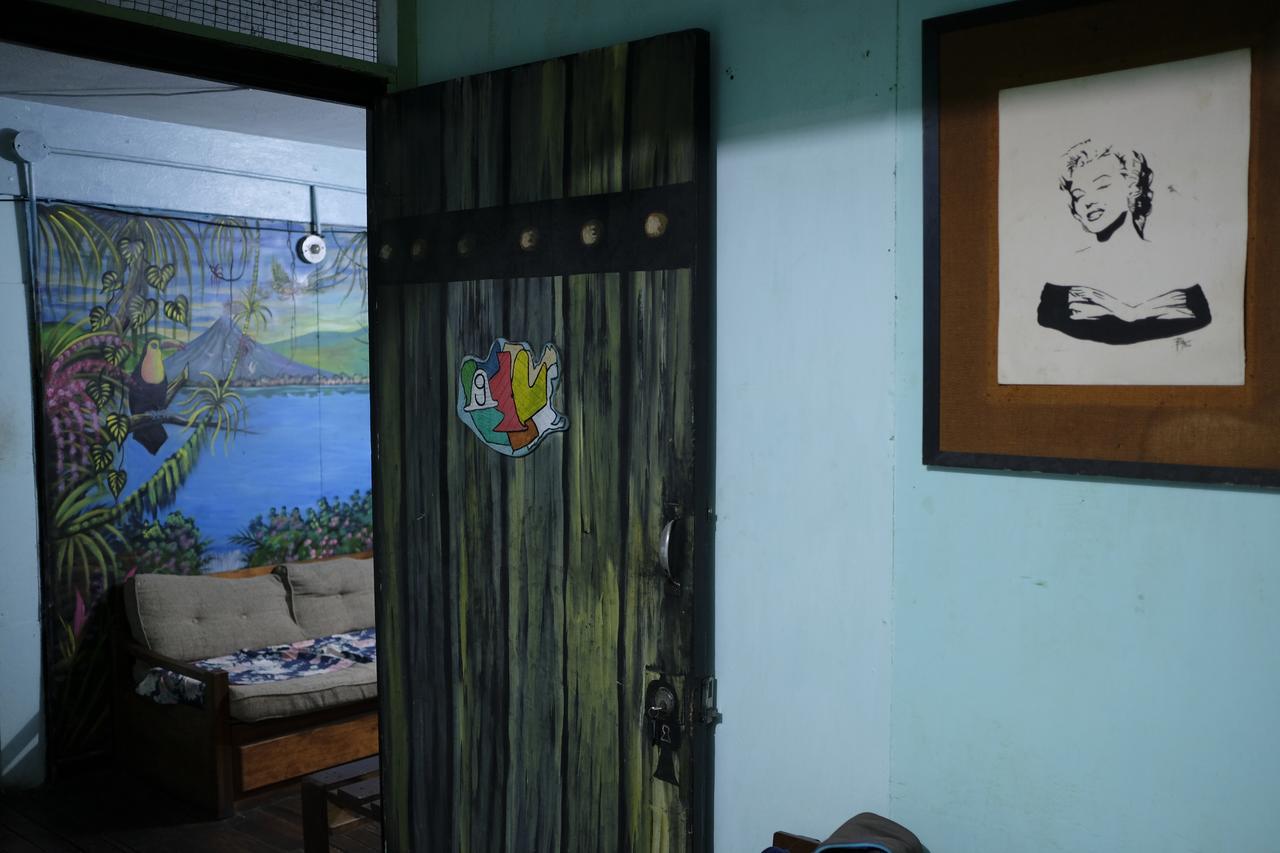 Hostal Del Este Santa Fe San José Eksteriør billede