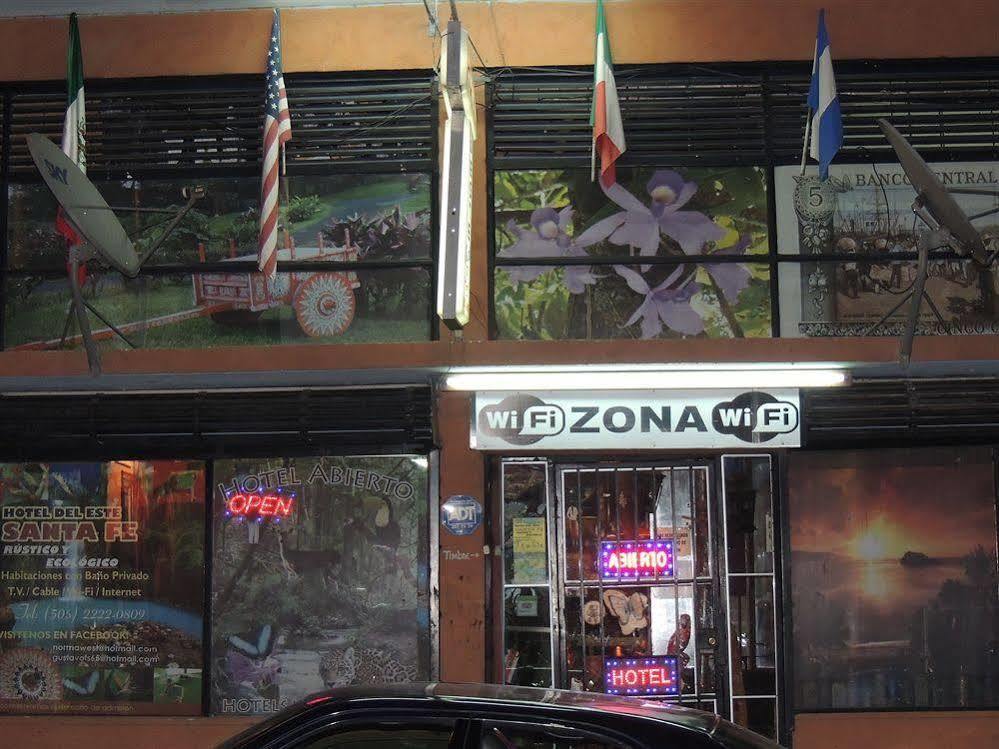 Hostal Del Este Santa Fe San José Eksteriør billede