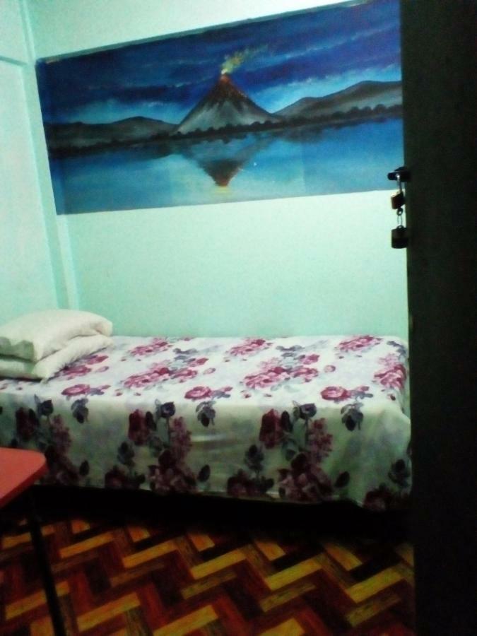 Hostal Del Este Santa Fe San José Eksteriør billede